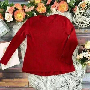 Neiman Marcus 100% Cashmere Relaxed Fit V-Neck Long Sleeve Sweater